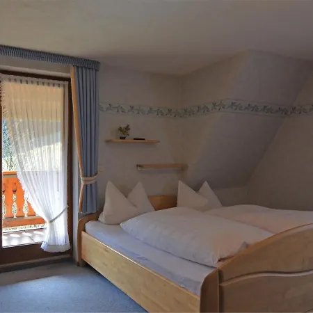 Lovely In Oberkirchen Near Golfing And Horse Riding Daire *
