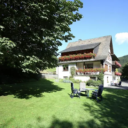Lovely In Oberkirchen Near Golfing And Horse Riding Daire Schmallenberg